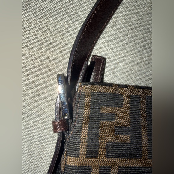 Authentic vintage Fendi mama baguette brown canvas FF - Picture 9 of 10